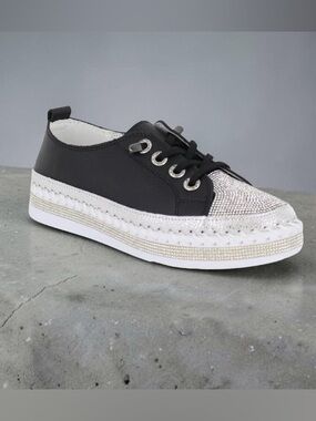 BERNIE MEV. (40) TW Jodie Leather Black Sneaker Rhinestones Lace-Up Comfort NWT